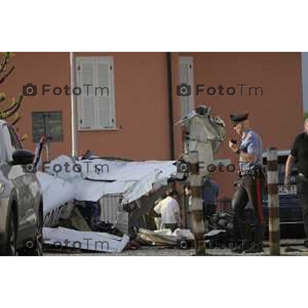 L\'ultraleggero distrutto tra le case di Valbrembo Bergamo 1 Giugno 2026 cronaca Bergamo Italia Foto Tiziano Manzoni Lapresse