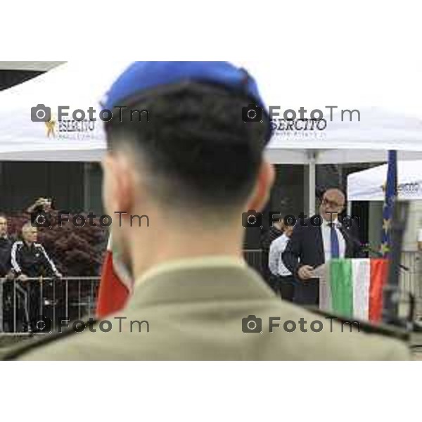 Bergamo festa della Repubblica – 80 anni piazza Vittorio Veneto Prefettura di Bergamo. 2 Giugno 2026 cronaca Bergamo Italia Foto Tiziano Manzoni Lapresse