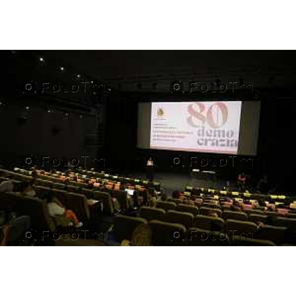 Conferimento cittadinanza onoraria a minori stranieri residenti a Bergamo 5 giugno 2026 2026 cronaca Bergamo Italia Foto Tiziano Manzoni Lapresse