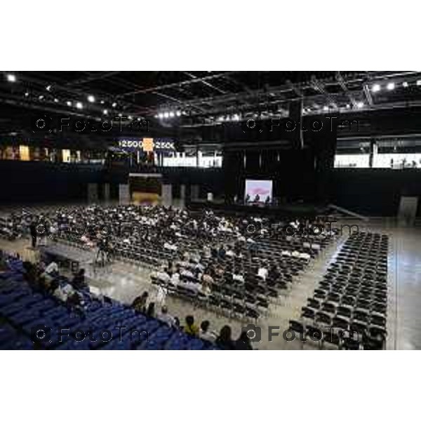 Bergamo ChorusLife Arena di Bergamo, al Convegno e Cerimonia di consegna dei Diplomi e delle Lauree di JAC, che celebrerà 533 giovani talenti pronti a entrare nel mondo del lavoro. 13 giugno o 2026 cronaca Bergamo Italia Foto Tiziano Manzoni Lapresse