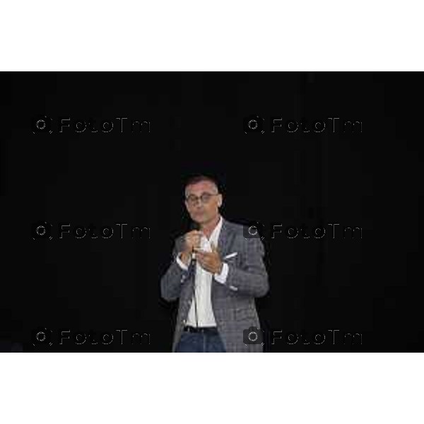 Bergamo Danilo Dadda, Presidente Vanoncini S.p.A.; ChorusLife Arena di Bergamo, al Convegno e Cerimonia di consegna dei Diplomi e delle Lauree di JAC, che celebrerà 533 giovani talenti pronti a entrare nel mondo del lavoro. 13 giugno o 2026 cronaca Bergamo Italia Foto Tiziano Manzoni Lapresse
