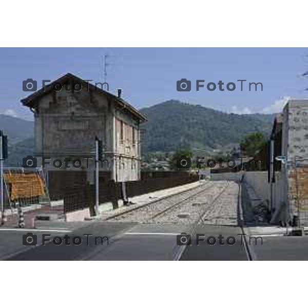 Bergamo Linea T2 Bergamo - Villa d\'Almè Tramvia della Valle Brembana Lavori fermate e vecchie stazioni nella foto tratto Almè 23 Giugno 2026 cronaca Bergamo Italia Foto Tiziano Manzoni Lapresse