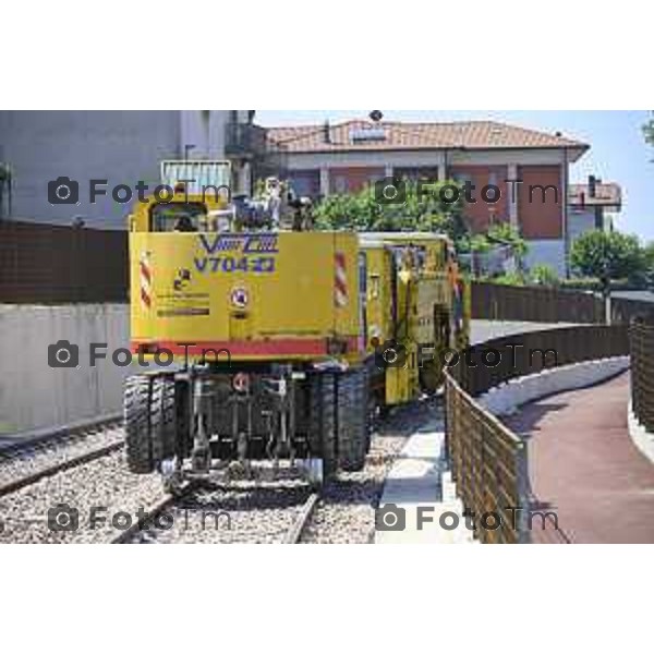 Bergamo Linea T2 Bergamo - Villa d\'Almè Tramvia della Valle Brembana Lavori fermate e vecchie stazioni nella foto tratto Almè 23 Giugno 2026 cronaca Bergamo Italia Foto Tiziano Manzoni Lapresse