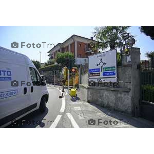 Bergamo Linea T2 Bergamo - Villa d\'Almè Tramvia della Valle Brembana Lavori fermate e vecchie stazioni nella foto tratto Almè 23 Giugno 2026 cronaca Bergamo Italia Foto Tiziano Manzoni Lapresse