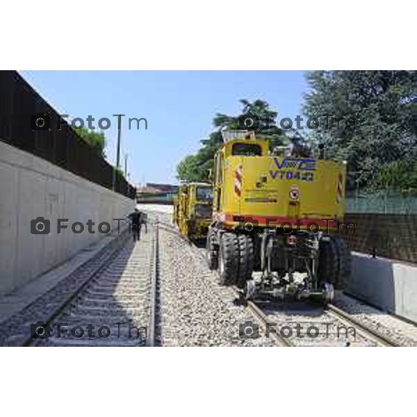Bergamo Linea T2 Bergamo - Villa d\'Almè Tramvia della Valle Brembana Lavori fermate e vecchie stazioni nella foto tratto Almè 23 Giugno 2026 cronaca Bergamo Italia Foto Tiziano Manzoni Lapresse