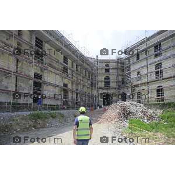 Bergamo sopralluogo al cantiere dell\'ex Caserma Montelungo. 26 giugno 2026 cronaca Bergamo Italia Foto Tiziano Manzoni Lapresse