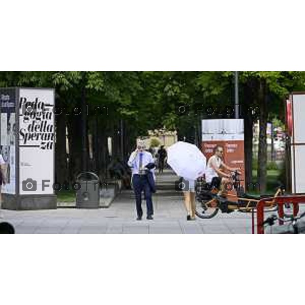 Bergamo Bergamo forte ondata di caldo a Giugno 2026 temperature di 39 gradi 26 giugno 2026 cronaca Bergamo Italia Foto Tiziano Manzoni Lapresse