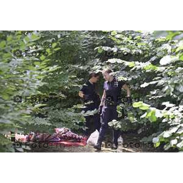 Bergamo Cividate al Piano. Controlli della polizia locale al boschetto della droga 30 giugno 2026 cronaca Bergamo Italia Foto Tiziano Manzoni Lapresse