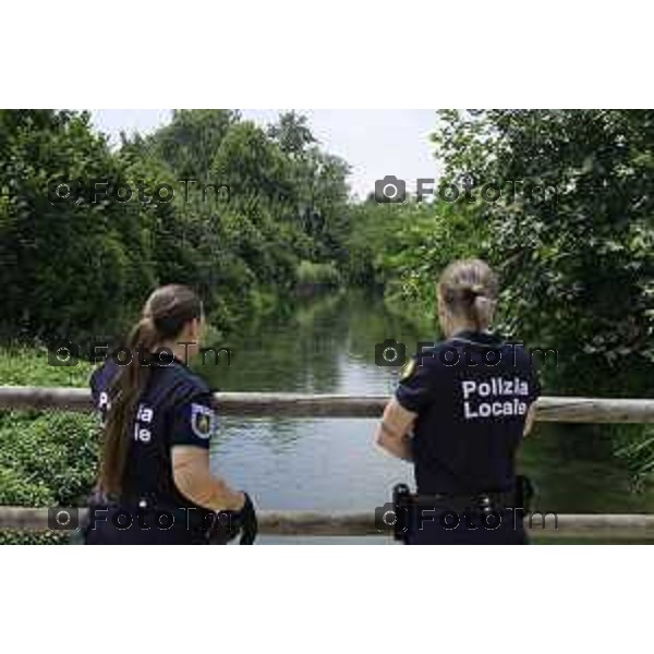 Bergamo Cividate al Piano. Controlli della polizia locale al boschetto della droga 30 giugno 2026 cronaca Bergamo Italia Foto Tiziano Manzoni Lapresse