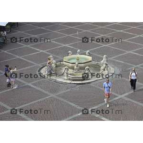 Bergamo Città Alta polizia locale Turisti controlli 1 Luglio 2026 cronaca Bergamo Italia Foto Tiziano Manzoni Lapresse