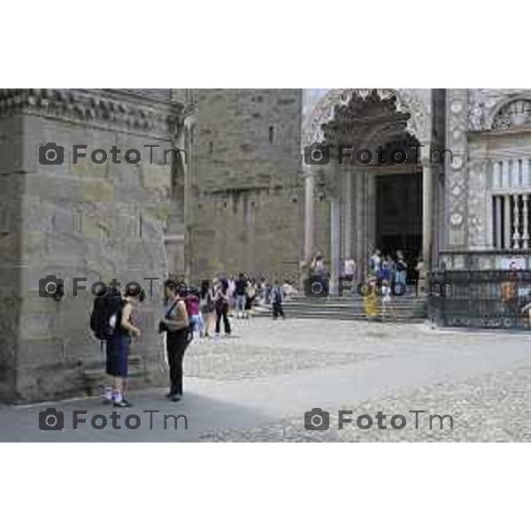 Bergamo Città Alta polizia locale Turisti controlli 1 Luglio 2026 cronaca Bergamo Italia Foto Tiziano Manzoni Lapresse