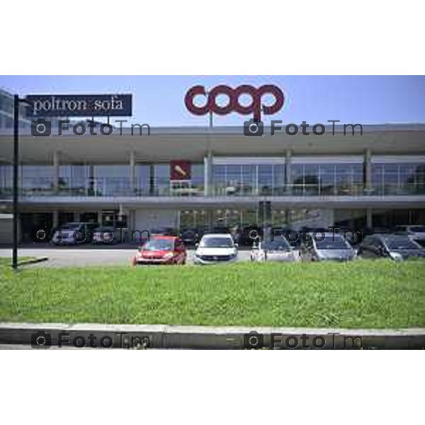 Bergamo Coop supermercato in via Autostrada BG 2 Luglio 2026 cronaca Bergamo Italia Foto Tiziano Manzoni Lapresse