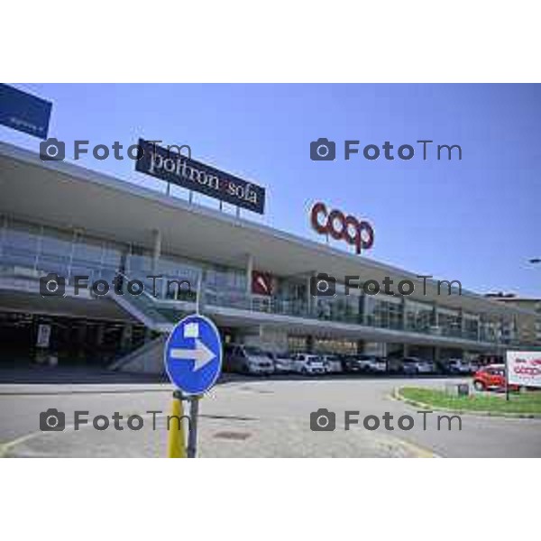 Bergamo Coop supermercato in via Autostrada BG 2 Luglio 2026 cronaca Bergamo Italia Foto Tiziano Manzoni Lapresse