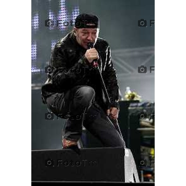 MILANO 16/06/2011 CONCERTO VASCO ROSSI Italy Photo Press - World Copyright Manzoni