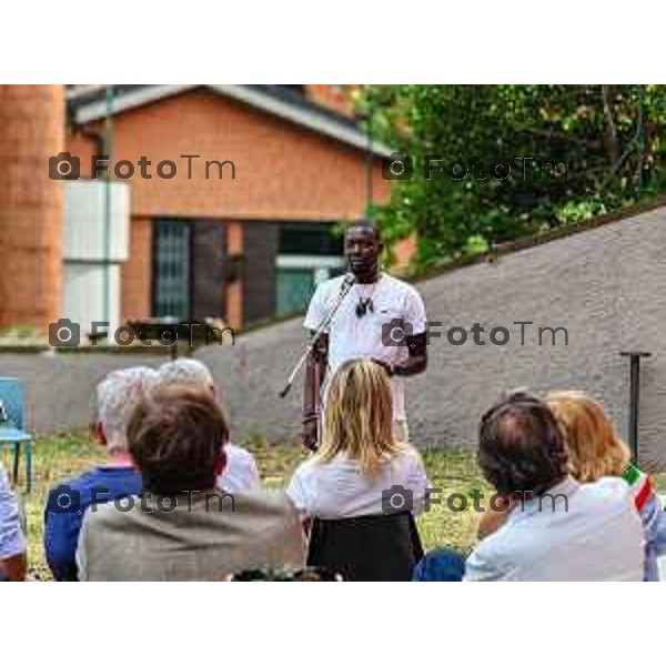 Bergamo, 13 luglio 2026 - Inaugurazione dell’Infrastruttura Sociale di Quartiere “Stazione di Posta”, evento aperto alla cittadinanza promosso dal Comune di Bergamo. La cerimonia si svolge alle ore 16:00 presso Via Beltrami 33, Città Alta, Bergamo e prevede narrazioni tratte dal libro “Zorro” di Margaret Mazzantini, testimonianze della comunità e degli operatori,Intervengono Marcella Messina, assessora alle Politiche Sociali del Comune di Bergamo; Ferruccio Rota, assessore ai Lavori Pubblici del Comune di Bergamo; Sergio Capitanio, direttore della Fondazione Opera Bonomelli; Simonetta Cesa, direttrice sociosanitaria dell’ASST Papa Giovanni XXIII; ed Elena Carnevali, sindaca del Comune di Bergamo.