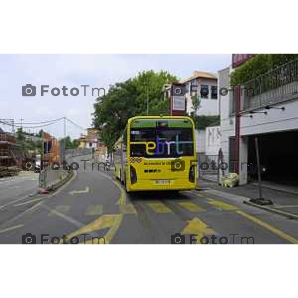 Bergamo viaggio inaugurale del nuovoEBRT elettrico dal capolinea dell\'e-BRT ( fronte alla Stazione Autolinee). a bordo del nuovo autobus tram su gomma. 28 luglio 2026 cronaca Bergamo Italia Foto Tiziano Manzoni Lapresse