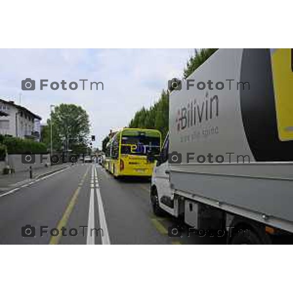 Bergamo viaggio inaugurale del nuovoEBRT elettrico dal capolinea dell\'e-BRT ( fronte alla Stazione Autolinee). a bordo del nuovo autobus tram su gomma. 28 luglio 2026 cronaca Bergamo Italia Foto Tiziano Manzoni Lapresse