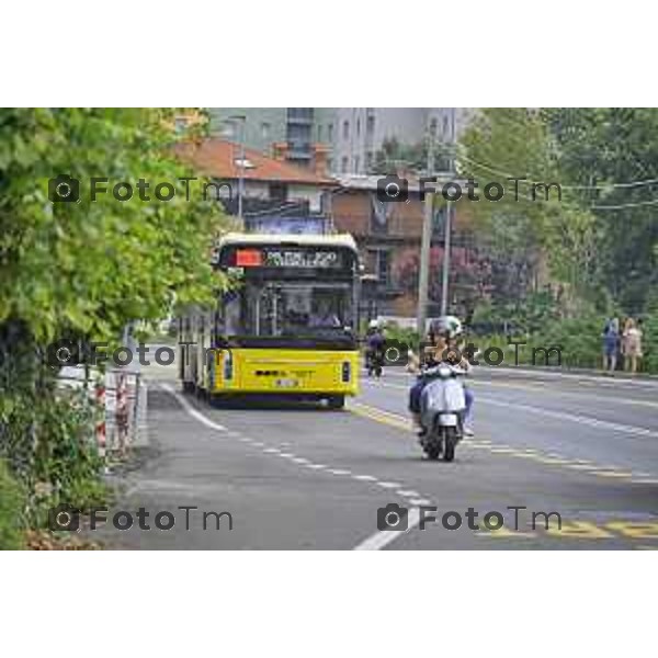 Bergamo viaggio inaugurale del nuovoEBRT elettrico dal capolinea dell\'e-BRT ( fronte alla Stazione Autolinee). a bordo del nuovo autobus tram su gomma. 28 luglio 2026 cronaca Bergamo Italia Foto Tiziano Manzoni Lapresse