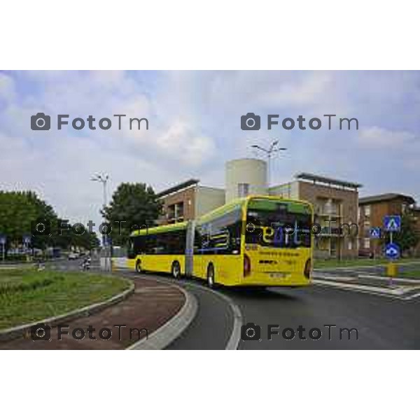 Bergamo viaggio inaugurale del nuovoEBRT elettrico dal capolinea dell\'e-BRT ( fronte alla Stazione Autolinee). a bordo del nuovo autobus tram su gomma. 28 luglio 2026 cronaca Bergamo Italia Foto Tiziano Manzoni Lapresse