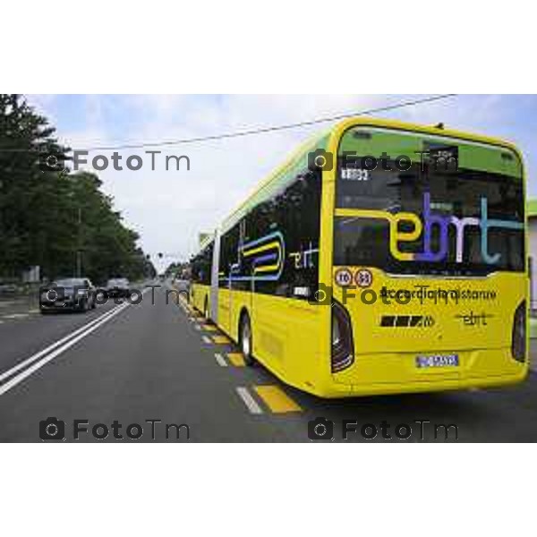 Bergamo viaggio inaugurale del nuovoEBRT elettrico dal capolinea dell\'e-BRT ( fronte alla Stazione Autolinee). a bordo del nuovo autobus tram su gomma. 28 luglio 2026 cronaca Bergamo Italia Foto Tiziano Manzoni Lapresse