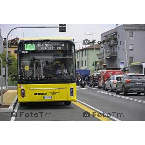 Bergamo viaggio inaugurale del nuovoEBRT elettrico dal capolinea dell\'e-BRT ( fronte alla Stazione Autolinee). a bordo del nuovo autobus tram su gomma. 28 luglio 2026 cronaca Bergamo Italia Foto Tiziano Manzoni Lapresse