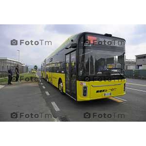 Bergamo viaggio inaugurale del nuovoEBRT elettrico dal capolinea dell\'e-BRT ( fronte alla Stazione Autolinee). a bordo del nuovo autobus tram su gomma. 28 luglio 2026 cronaca Bergamo Italia Foto Tiziano Manzoni Lapresse