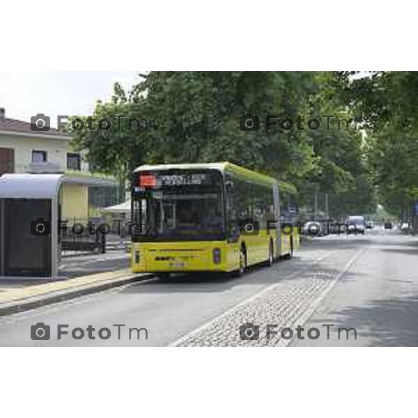 Bergamo viaggio inaugurale del nuovoEBRT elettrico dal capolinea dell\'e-BRT ( fronte alla Stazione Autolinee). a bordo del nuovo autobus tram su gomma. 28 luglio 2026 cronaca Bergamo Italia Foto Tiziano Manzoni Lapresse