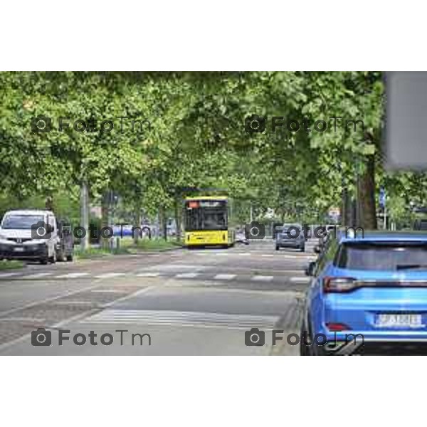 Bergamo viaggio inaugurale del nuovoEBRT elettrico dal capolinea dell\'e-BRT ( fronte alla Stazione Autolinee). a bordo del nuovo autobus tram su gomma. 28 luglio 2026 cronaca Bergamo Italia Foto Tiziano Manzoni Lapresse
