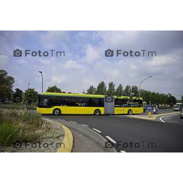 Bergamo viaggio inaugurale del nuovoEBRT elettrico dal capolinea dell\'e-BRT ( fronte alla Stazione Autolinee). a bordo del nuovo autobus tram su gomma. 28 luglio 2026 cronaca Bergamo Italia Foto Tiziano Manzoni Lapresse