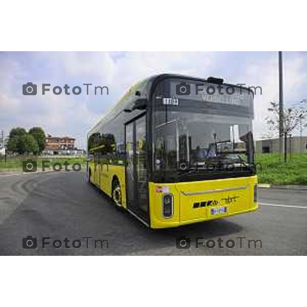 Bergamo viaggio inaugurale del nuovoEBRT elettrico dal capolinea dell\'e-BRT ( fronte alla Stazione Autolinee). a bordo del nuovo autobus tram su gomma. 28 luglio 2026 cronaca Bergamo Italia Foto Tiziano Manzoni Lapresse