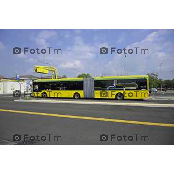 Bergamo viaggio inaugurale del nuovoEBRT elettrico dal capolinea dell\'e-BRT ( fronte alla Stazione Autolinee). a bordo del nuovo autobus tram su gomma. 28 luglio 2026 cronaca Bergamo Italia Foto Tiziano Manzoni Lapresse