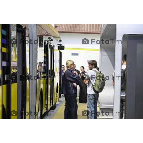 Bergamo viaggio inaugurale del nuovoEBRT elettrico dal capolinea dell\'e-BRT ( fronte alla Stazione Autolinee). a bordo del nuovo autobus tram su gomma. 28 luglio 2026 cronaca Bergamo Italia Foto Tiziano Manzoni Lapresse