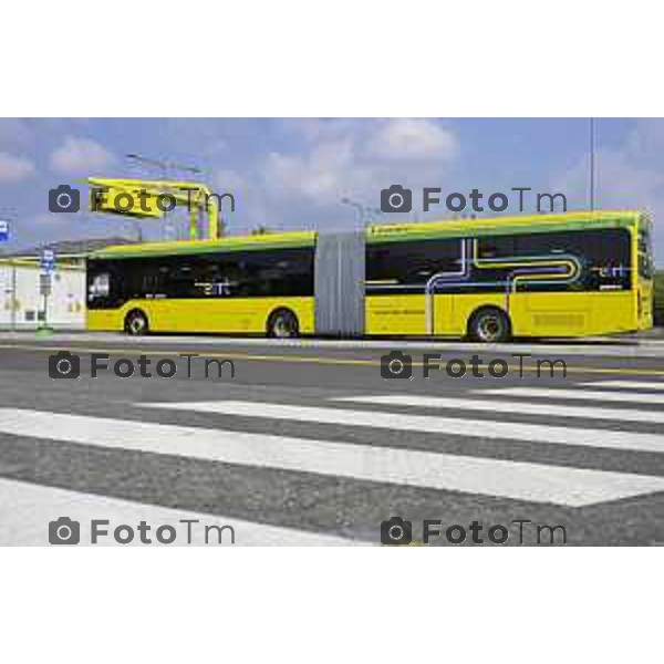 Bergamo viaggio inaugurale del nuovoEBRT elettrico dal capolinea dell\'e-BRT ( fronte alla Stazione Autolinee). a bordo del nuovo autobus tram su gomma. 28 luglio 2026 cronaca Bergamo Italia Foto Tiziano Manzoni Lapresse