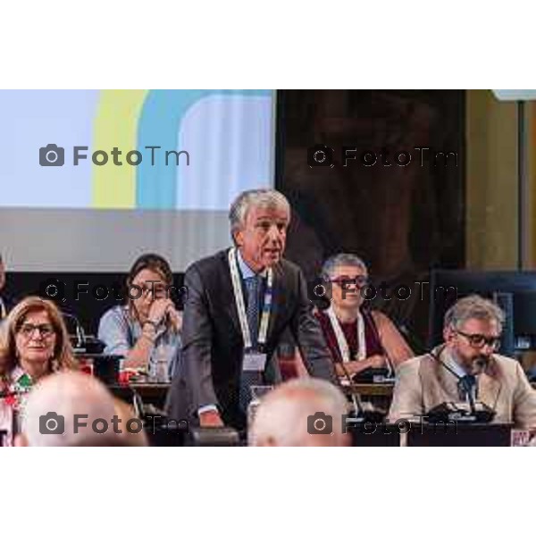 Bergamo, 29 luglio 2026 – Inaugurazione della nuova linea ATB E-BRT tra Bergamo e Dalmine, con collegamenti verso KM Rosso, Verdello e Stezzano. La cerimonia si è svolta presso Palazzo Frizzoni alla presenza delle autorità istituzionali, dei rappresentanti delle agenzie di bacino e degli stakeholder coinvolti nel progetto. Al termine dell\'evento si è tenuto il tradizionale taglio del nastro, che ha sancito l\'avvio ufficiale della nuova infrastruttura di trasporto pubblico. con Enrico Felli Presidente ATB