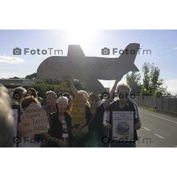 Bergamo flash mob Uffici Sacbo protesta sviluppo aeroporto 12 settembre 2026 cronaca Bergamo Italia Foto Tiziano Manzoni Lapresse