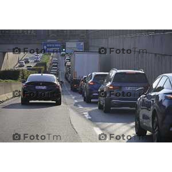 Bergamo 14 Settembre primo giorno di scuola con eBRT Asse interurbano uscita per Bergamo Via Autostrada congestionata 14 settembre 2026 cronaca Bergamo Italia Foto Tiziano Manzoni Lapresse