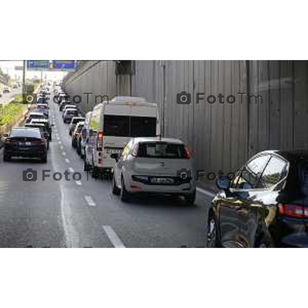 Bergamo 14 Settembre primo giorno di scuola con eBRT Asse interurbano uscita per Bergamo Via Autostrada congestionata 14 settembre 2026 cronaca Bergamo Italia Foto Tiziano Manzoni Lapresse