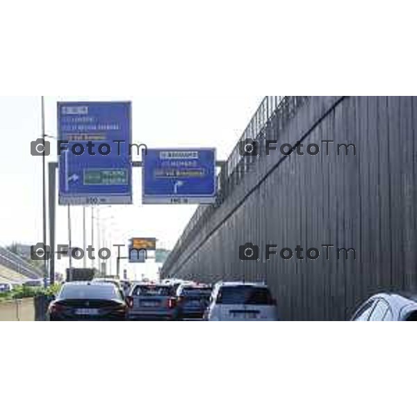 Bergamo 14 Settembre primo giorno di scuola con eBRT Asse interurbano uscita per Bergamo Via Autostrada congestionata 14 settembre 2026 cronaca Bergamo Italia Foto Tiziano Manzoni Lapresse