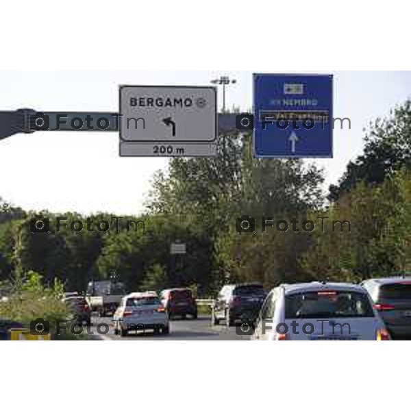Bergamo 14 Settembre primo giorno di scuola con eBRT Asse interurbano uscita per Bergamo Via Autostrada congestionata 14 settembre 2026 cronaca Bergamo Italia Foto Tiziano Manzoni Lapresse