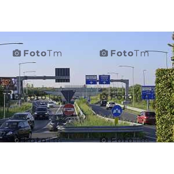Bergamo 14 Settembre primo giorno di scuola con eBRT Via Autostrada ingresso città 14 settembre 2026 cronaca Bergamo Italia Foto Tiziano Manzoni Lapresse
