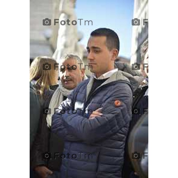 Bergamo Di Battista e Di Maio movimento 5 stelle a per iovotono nella foto Luigi Di Maio