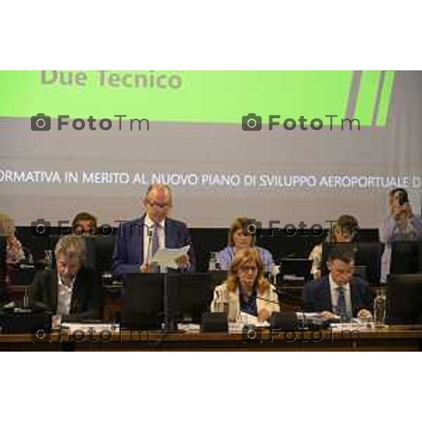 aeroporto orio e consiglio comunale Bergamo 22 settembre 2026 cronaca Bergamo Italia Foto Tiziano Manzoni Lapresse