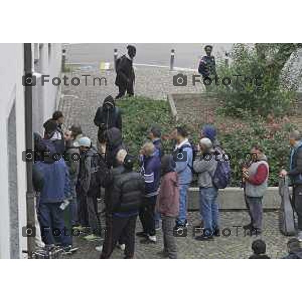 Bergamo 20 ottobre 2026 cronaca Italia Bergamo mensa frati capuccini con Fra Andrea distribuzione dei pasti Foto Tiziano Manzoni Lapresse