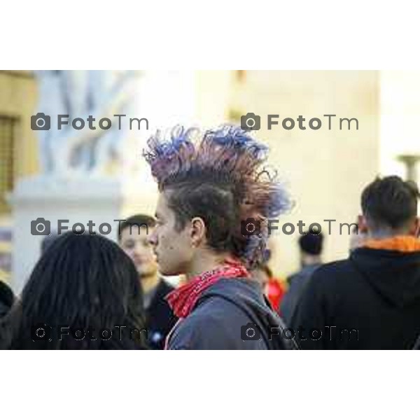 Bergamo protesta contro il caro vita e la scuola 24 ottobre 2026 cronaca Bergamo Italia Foto Tiziano Manzoni Lapresse