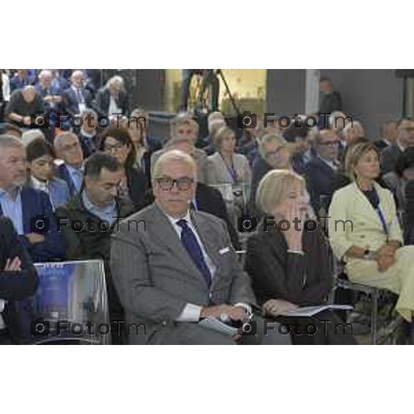 Bergamo ministro Assemblea Generale 2026 di Federmeccanica Kilometro Rosso Marina Calderone, Ministro del Lavoro Bergamo 2026 cronaca Italia nella foto Simone Bettini: Presidente di Federmeccanica e Marina Calderone, Foto Tiziano Manzoni Lapresse