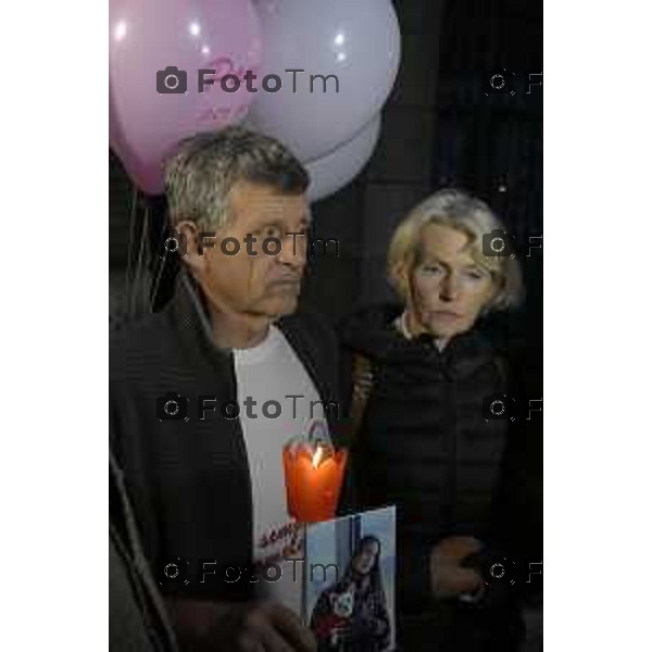 Strozza Bg fiaccolata a un anno dalla decapitazione presunta di Pamela Genini Bergamo 27 Ottobre 2026 Italia Foto Tiziano Manzoni Lapresse