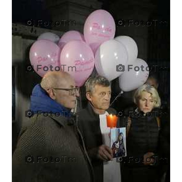 Strozza Bg fiaccolata a un anno dalla decapitazione presunta di Pamela Genini Bergamo 27 Ottobre 2026 Italia Foto Tiziano Manzoni Lapresse