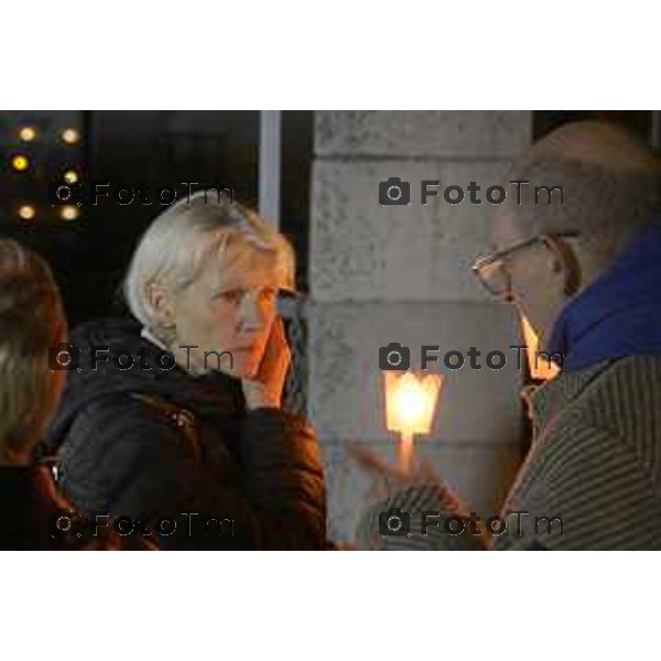 Strozza Bg fiaccolata a un anno dalla decapitazione presunta di Pamela Genini Bergamo 27 Ottobre 2026 Italia Foto Tiziano Manzoni Lapresse