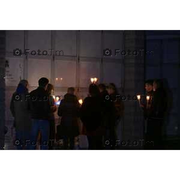 Strozza Bg fiaccolata a un anno dalla decapitazione presunta di Pamela Genini Bergamo 27 Ottobre 2026 Italia Foto Tiziano Manzoni Lapresse