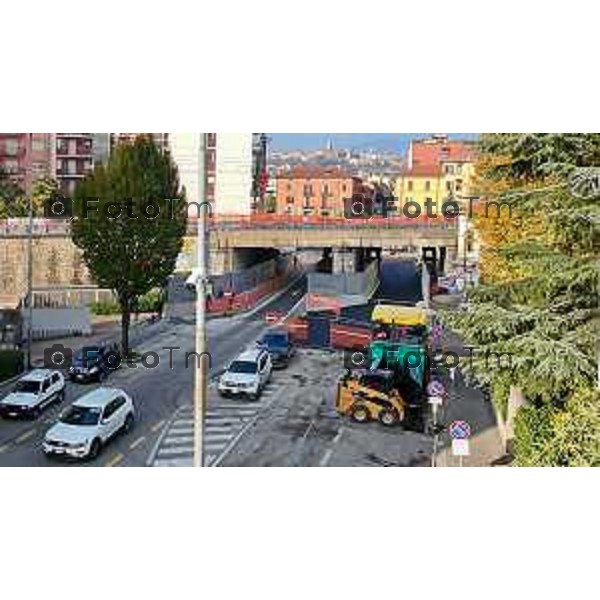 Bergamo Lavori ponte di Via San Bernardino 28 ottobre 2026 cronaca Bergamo Italia Foto Tiziano Manzoni Lapresse